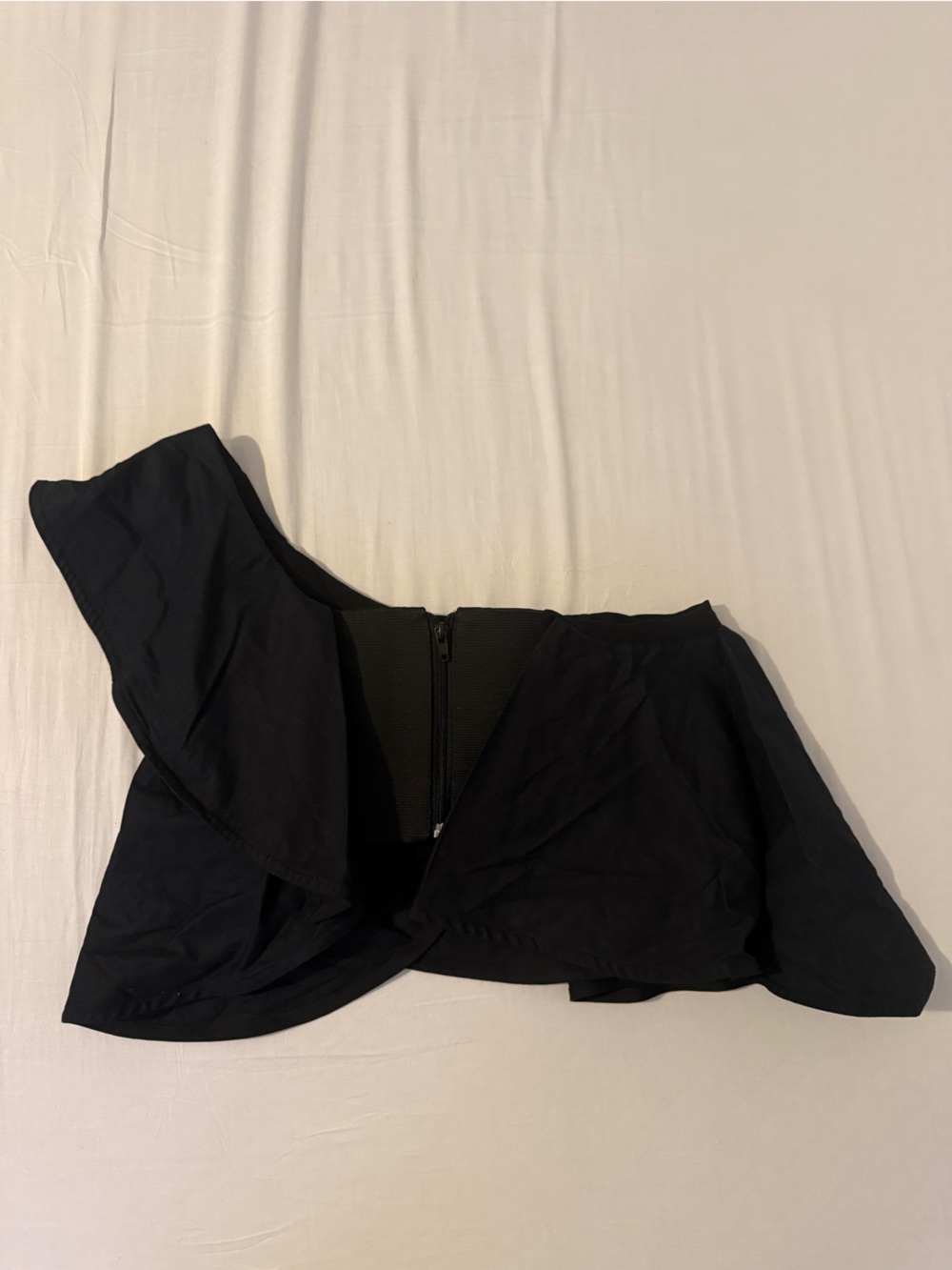 Acne Black One-Shoulder Ruffle Crop - Picture 4 of 4